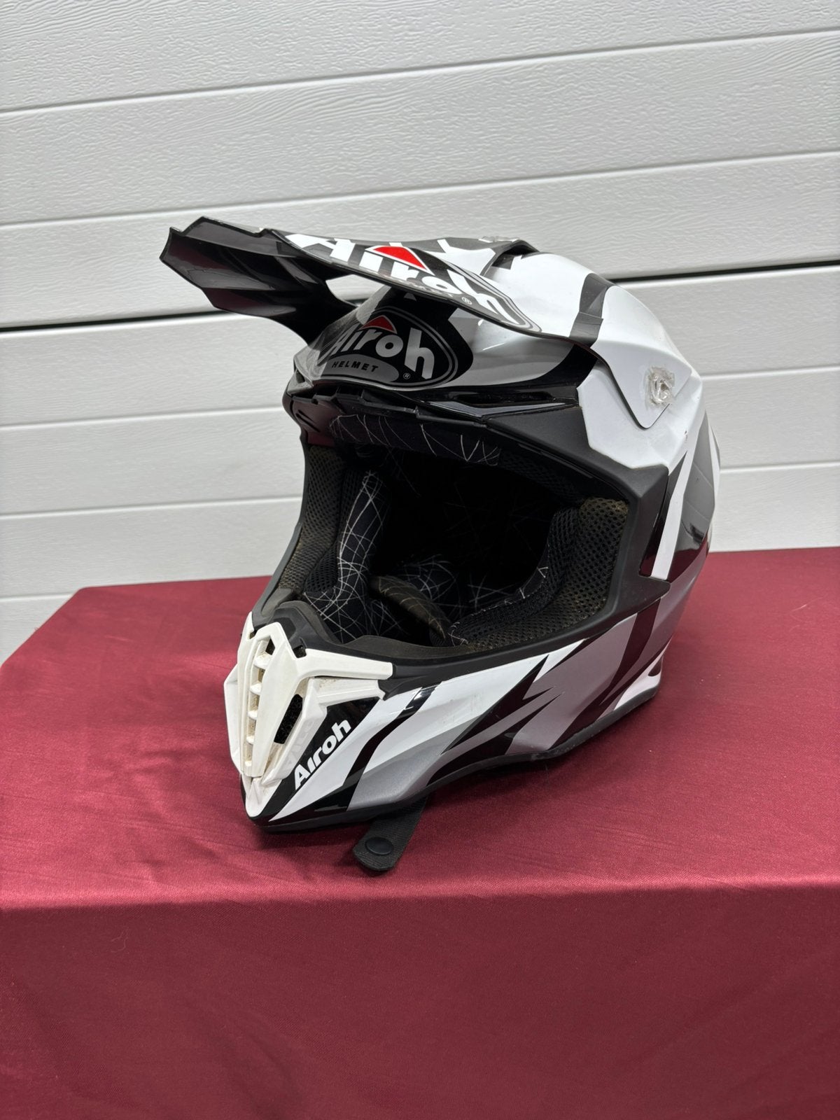 Airoh crosshelm maat S  z.g.a.n, Motoren, Kleding | Motorhelmen, Ophalen of Verzenden, Tweedehands, Offroadhelm, Overige merken