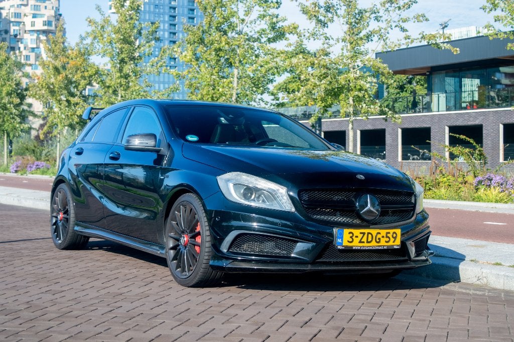 Mercedes-Benz A45 AMG Edition 1 2013 Zwart, Auto's, Automaat, Dealer onderhouden, 4 cilinders, 360 pk