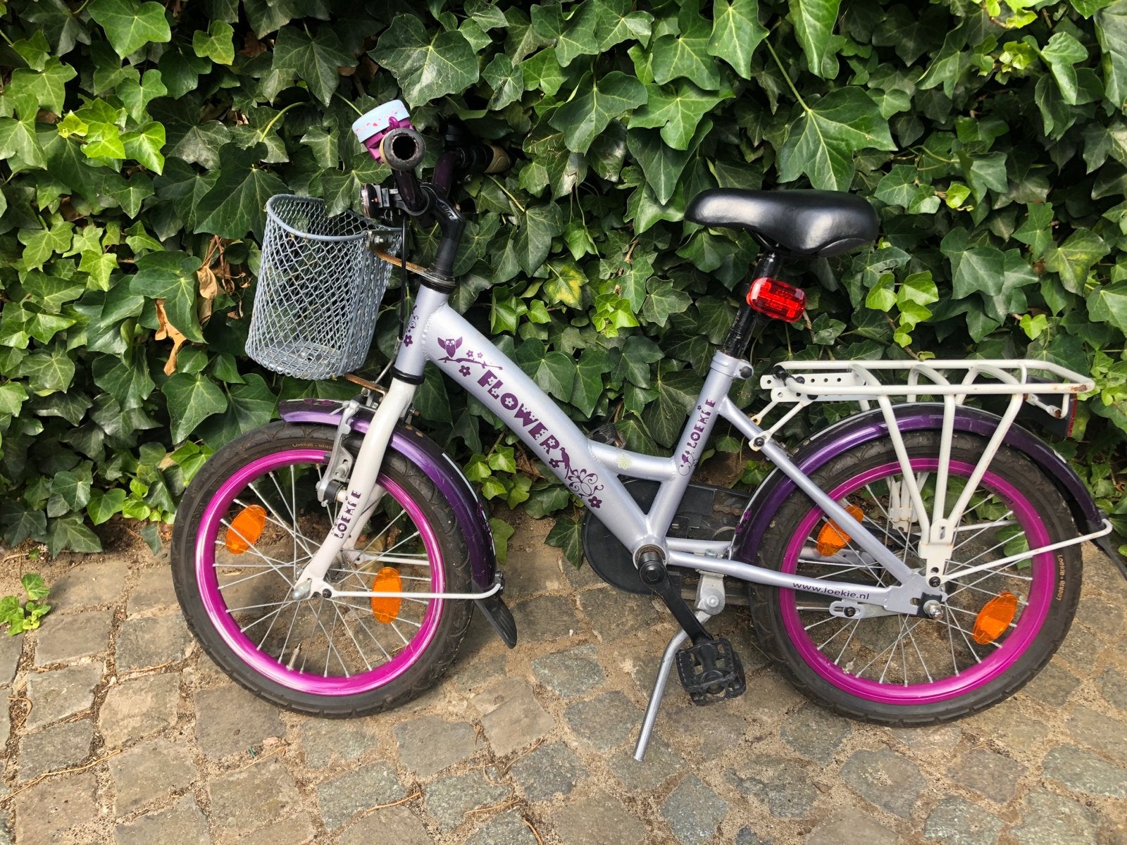 Kinderfiets 16 inch met zijwieltjes - Flower design, Zijwieltjes, Velgrem, Ophalen of Verzenden, 16 tot 20 inch