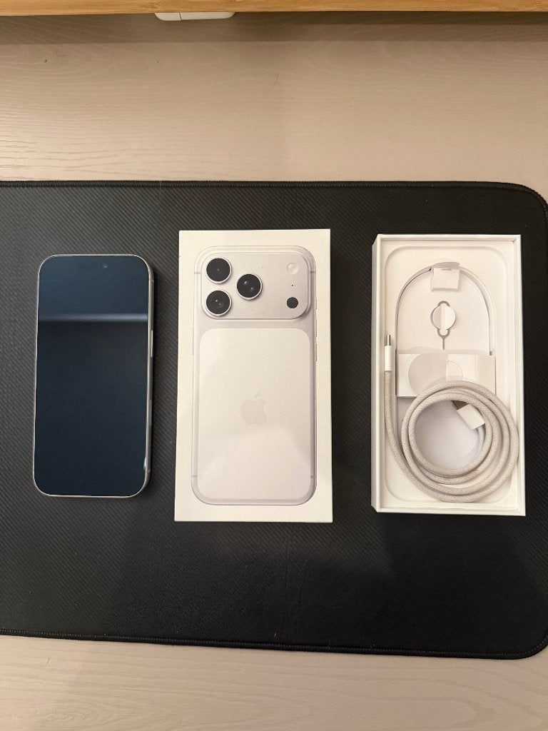 iPhone 17 Pro 256GB Zilver - 97% accu - Garantie