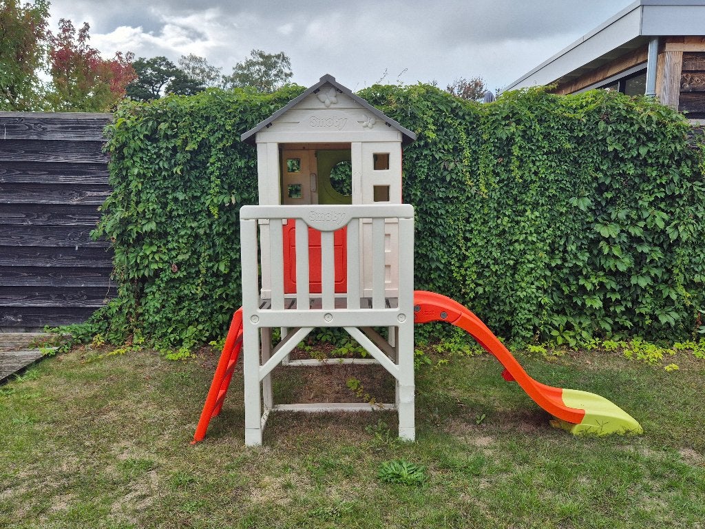 Smoby speelhuisje met glijbaan, Ophalen, Gebruikt, Kunststof
