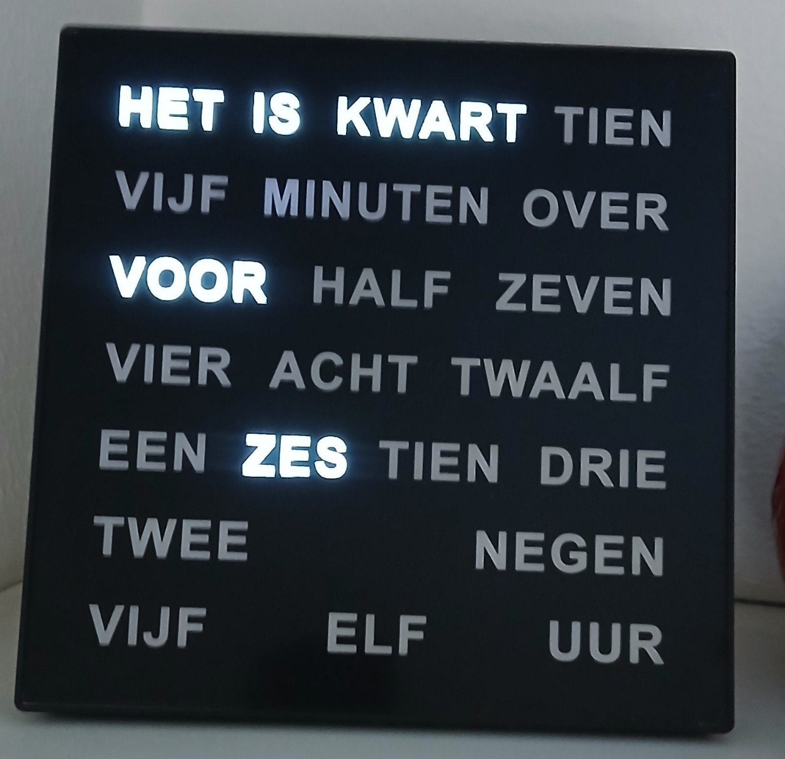 woordklok, Ophalen of Verzenden, Zo goed als nieuw