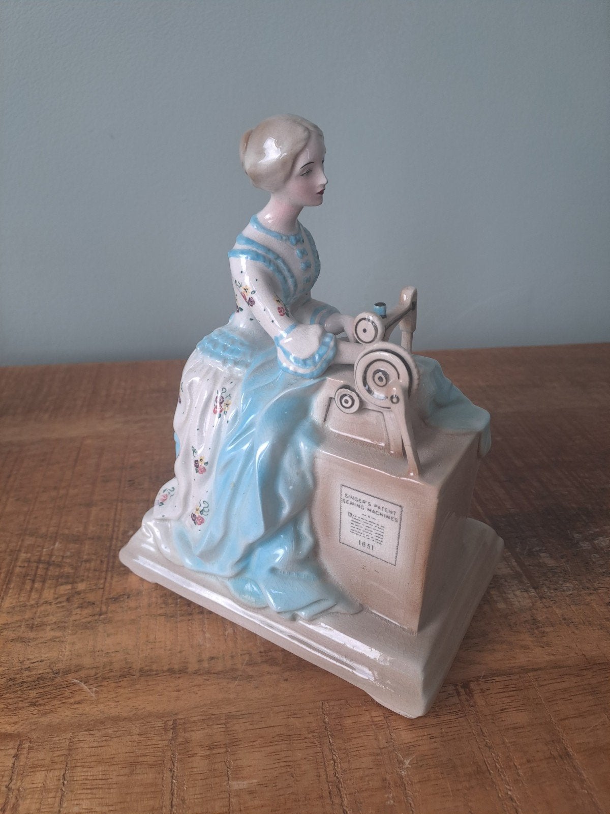 Fine China porselein Goldscheider Singer Lady, Antiek en Kunst, Ophalen of Verzenden