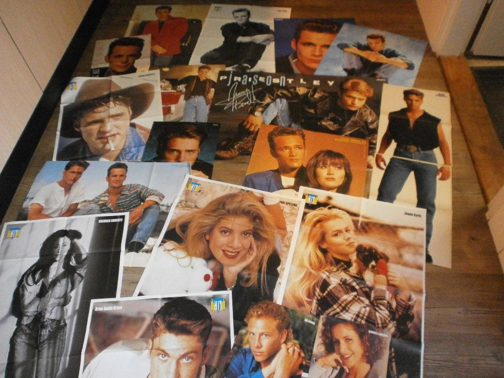 posteropruiming Beverly Hills 90210 jr 90.  18 stuks., Verzenden, Zo goed als nieuw, A1 t/m A3, Film en Tv