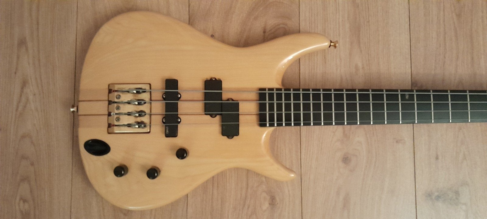 Ibanez SR924M 1990 Japan, Ophalen, Zo goed als nieuw, Elektrisch
