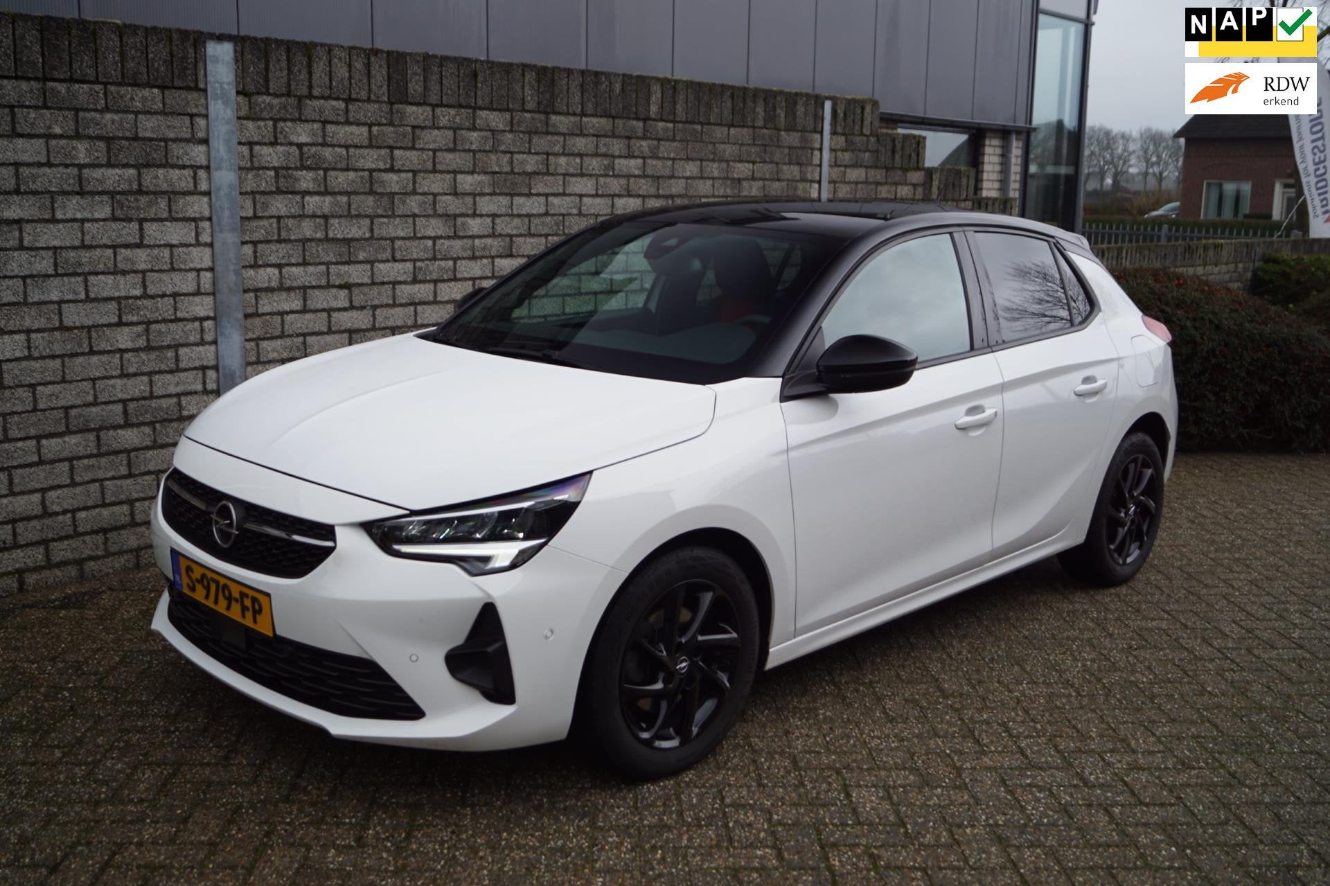 Opel Corsa 1.2 GS Line 102PK 5Deurs Half Leder/Stof Sportst, Voorwielaandrijving, 101 pk, Gebruikt, Leder en Stof