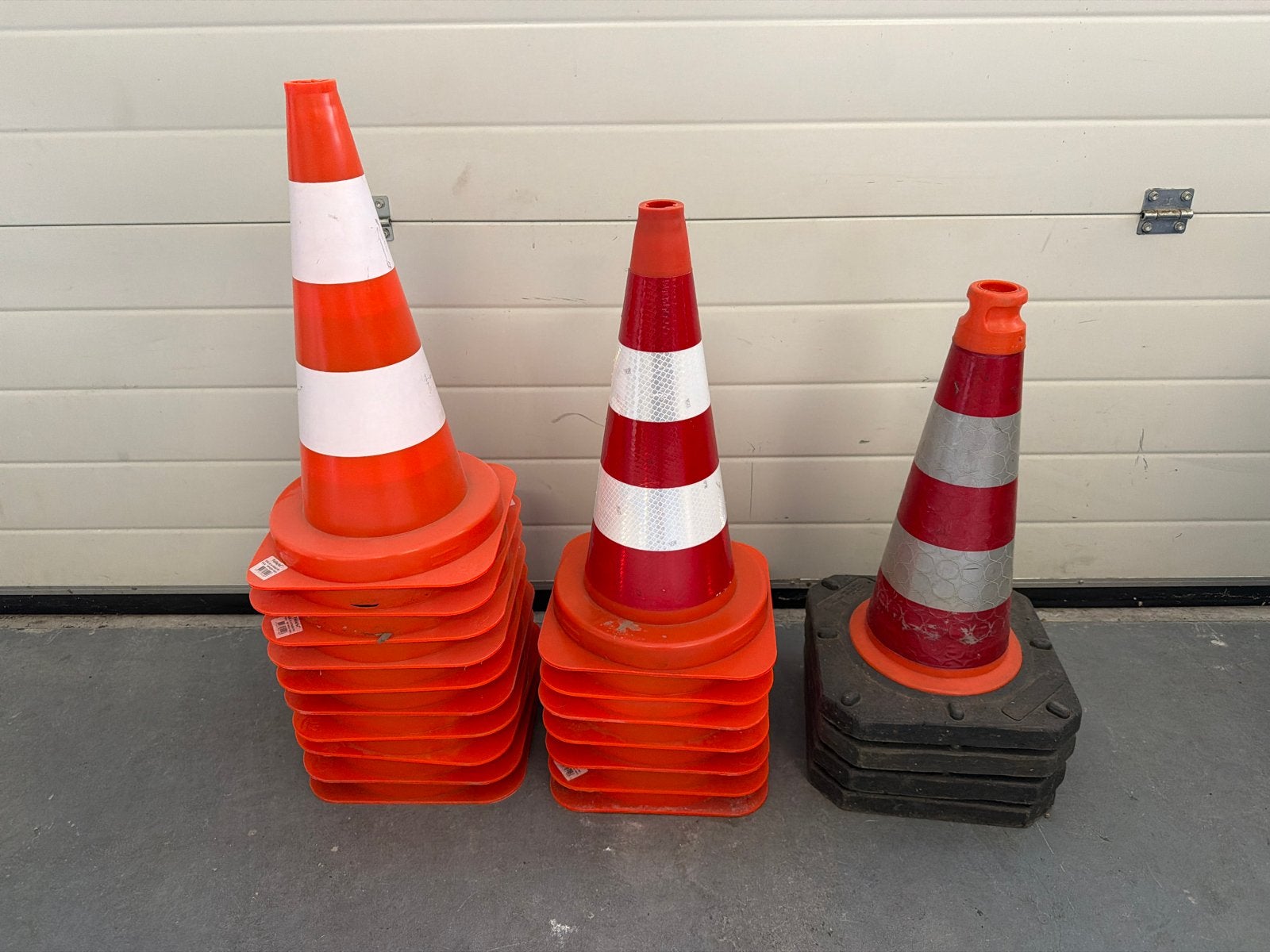 Diverse kegels/pionnen voor verkeer of evenementen, Doe-het-zelf en Verbouw, Overige Doe-het-zelf en Verbouw, Ophalen, Gebruikt