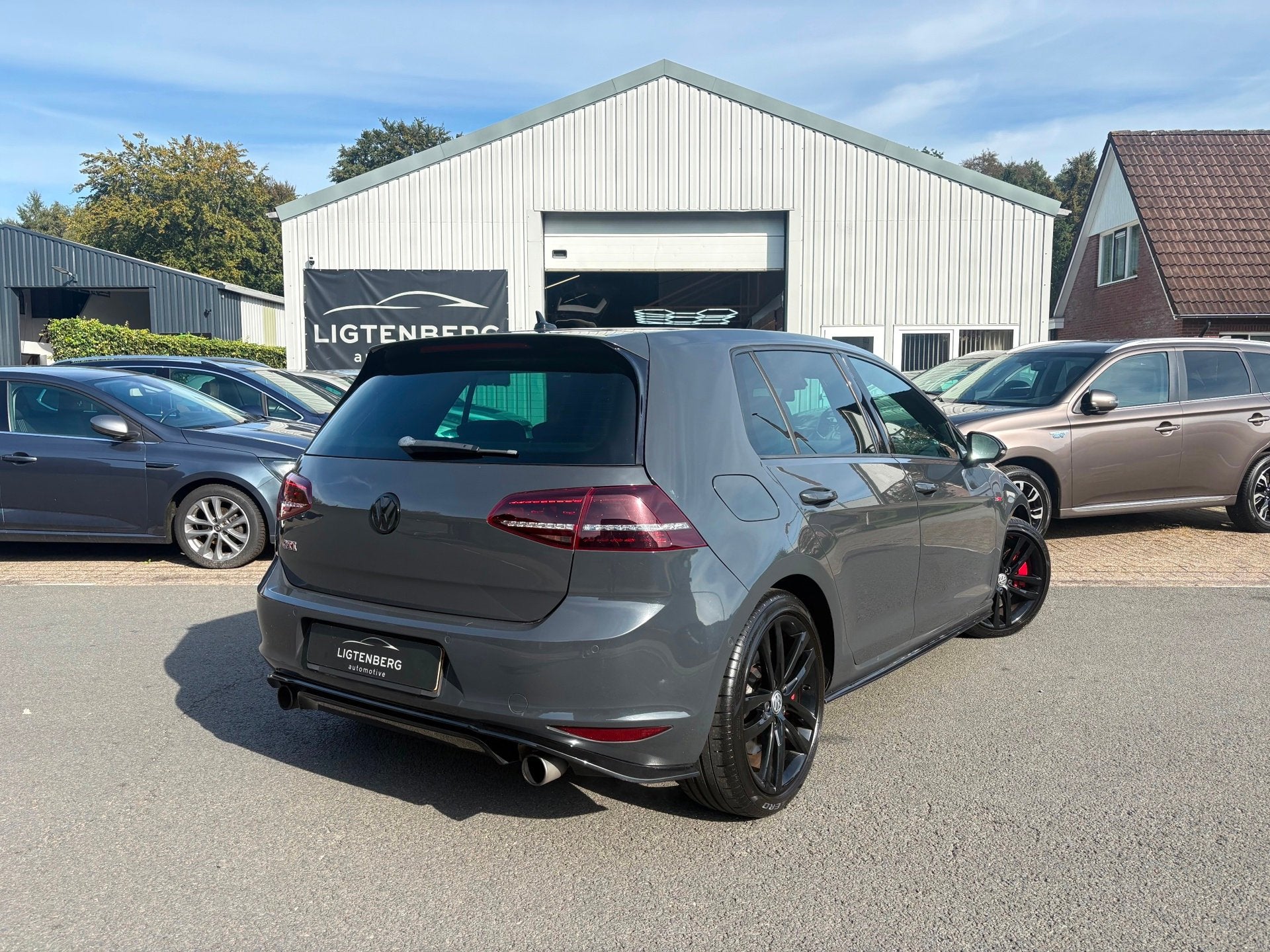 Volkswagen Golf 2.0 TSI GTI Performance ACC|PDC|RIJKLAAR, Auto's, Gebruikt, 4 cilinders, 1984 cc, Automatische klimaatregeling