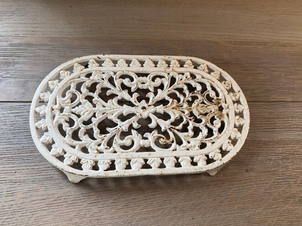Vintage Gietijzeren Pannenonderzetter Wit Ovaal Brocante, Antiek en Kunst, Ophalen of Verzenden