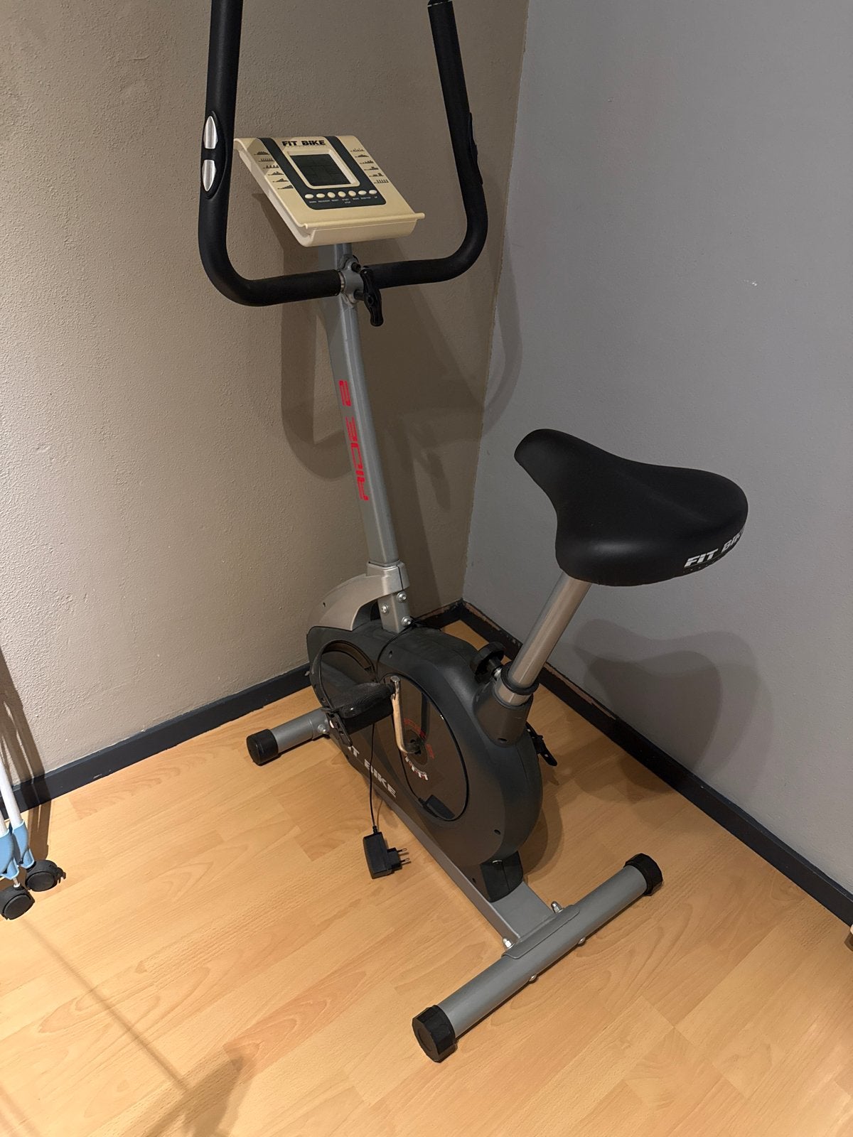 Fit Bike Hometrainer - Ideaal voor Thuis Workouts, Gebruikt, Ophalen of Verzenden, Metaal, Benen