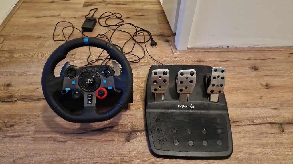 Logitech G29 Stuurwiel PS4/PC en pedalen, Ophalen, Zo goed als nieuw, Logitech