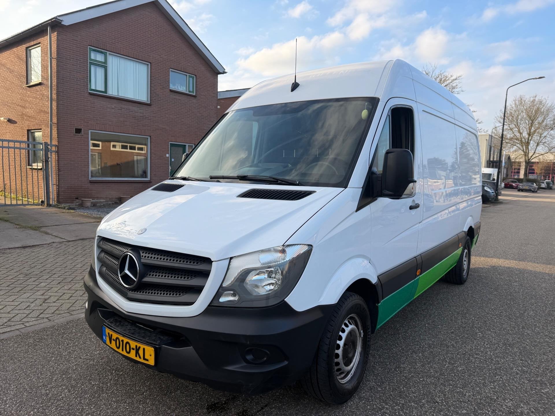 Mercedes-Benz Sprinter 213 2.2 CDI 366 HD DC, 13 km/l, Euro 5, Achterwielaandrijving, Gebruikt