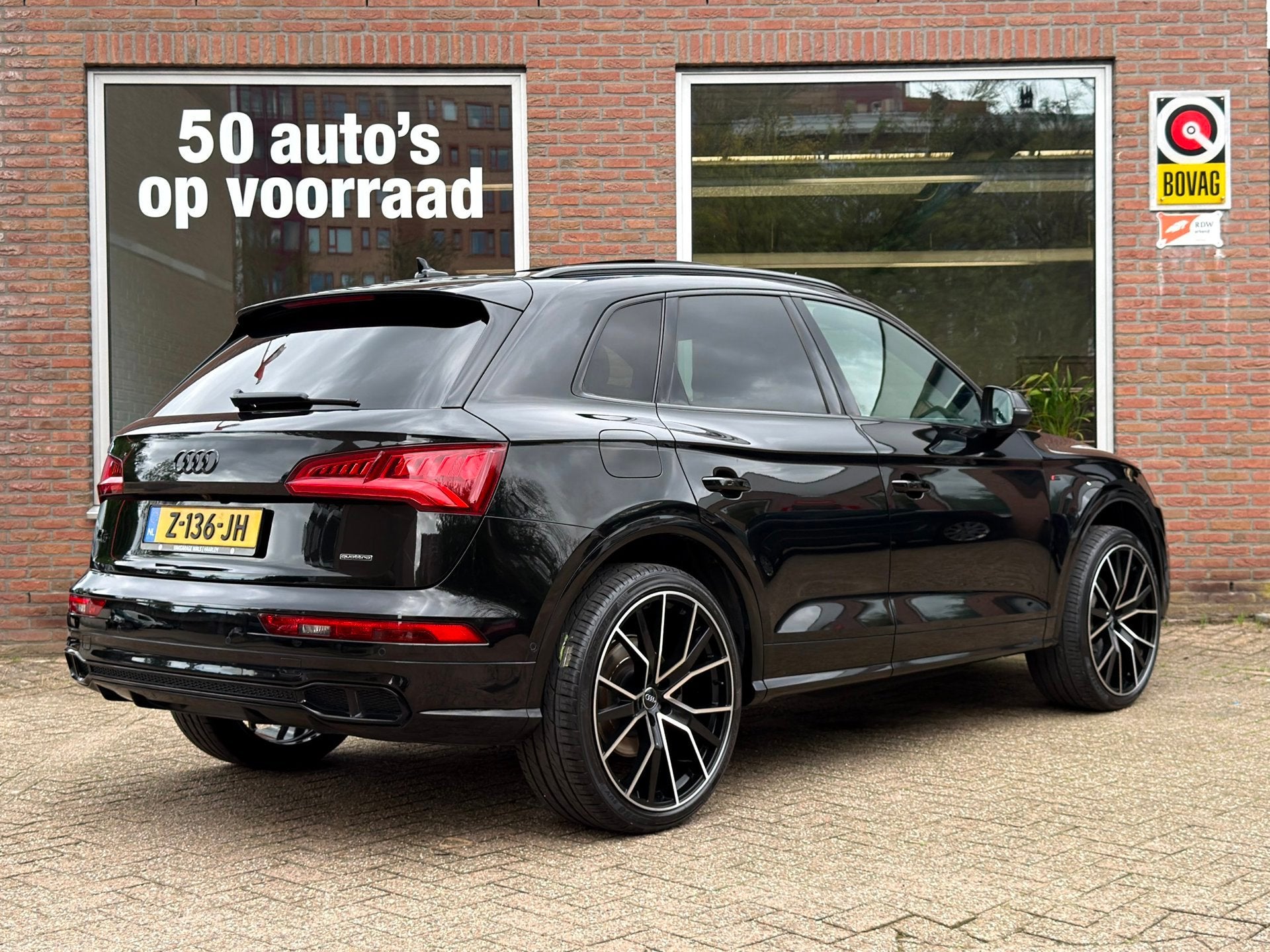 Audi Q5 55 TFSI e quattro Competition | B&O | Pano | ACC | L, Auto's, Automaat, 4 cilinders, Zwart, Bedrijf