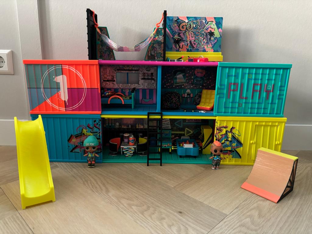 L.O.L. Surprise! OMG House of Surprises compleet, Ophalen, Zo goed als nieuw, Meisje