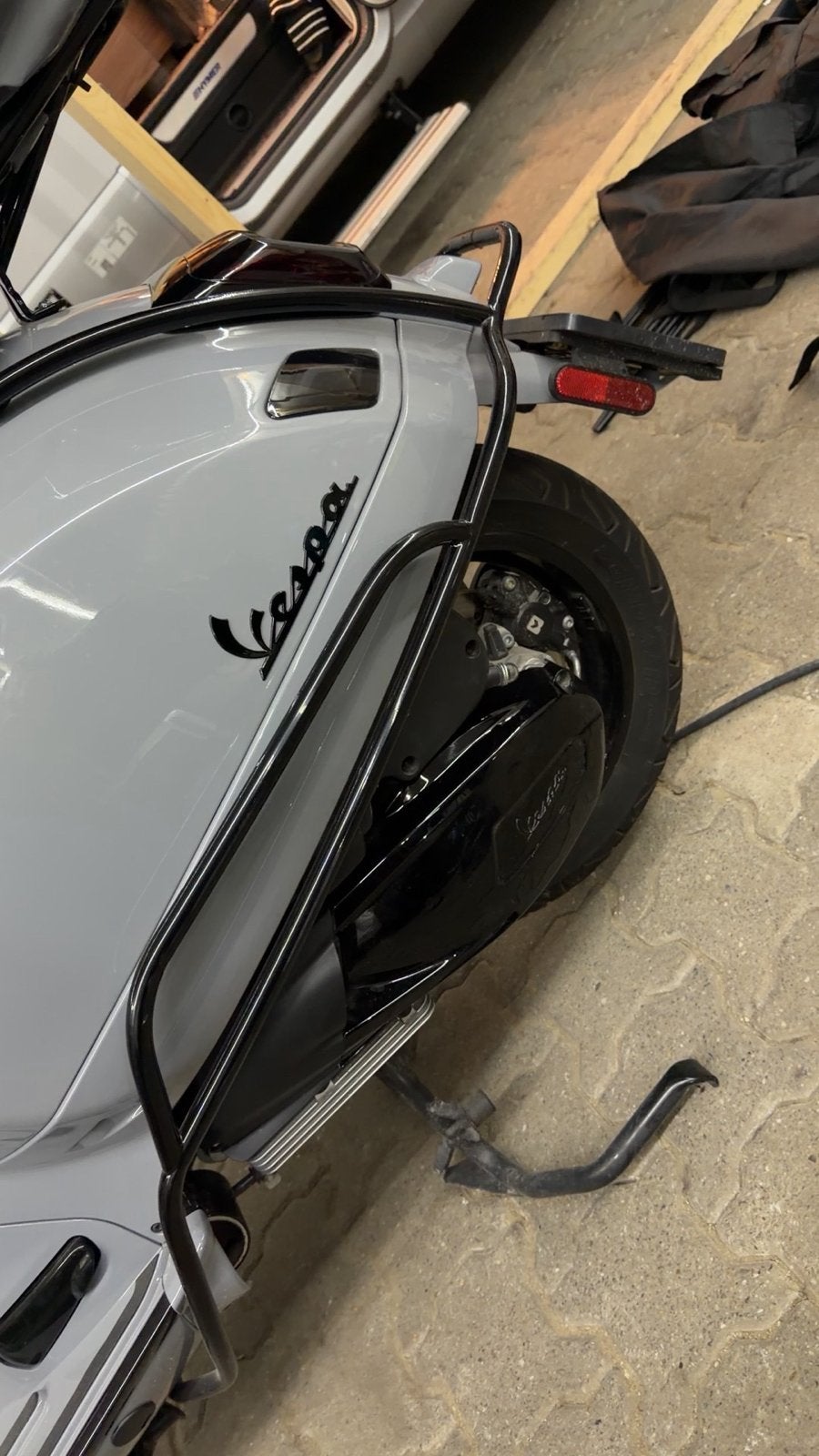 Vespa GTS 300 SuperTech HPE - Zo goed als nieuw, Ophalen, Overige modellen, 300 cc, Zo goed als nieuw