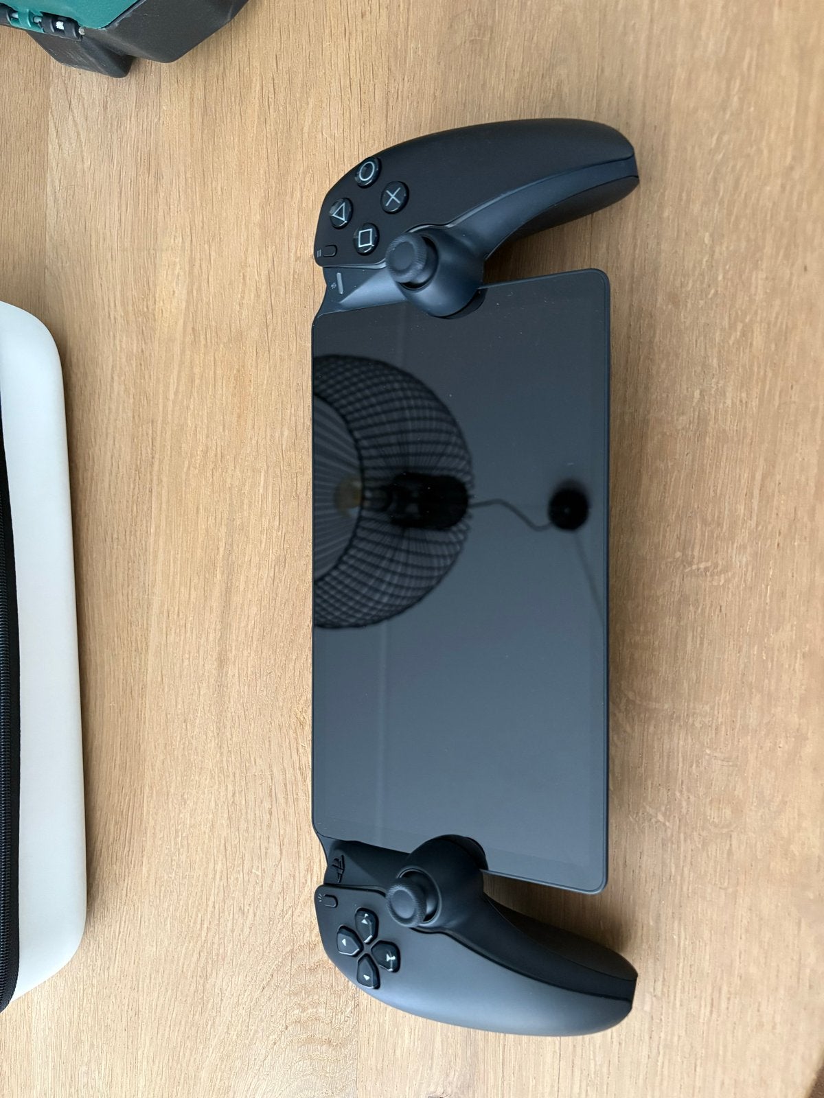 Sony PlayStation Portal Remote Player + Orzly Draagtas