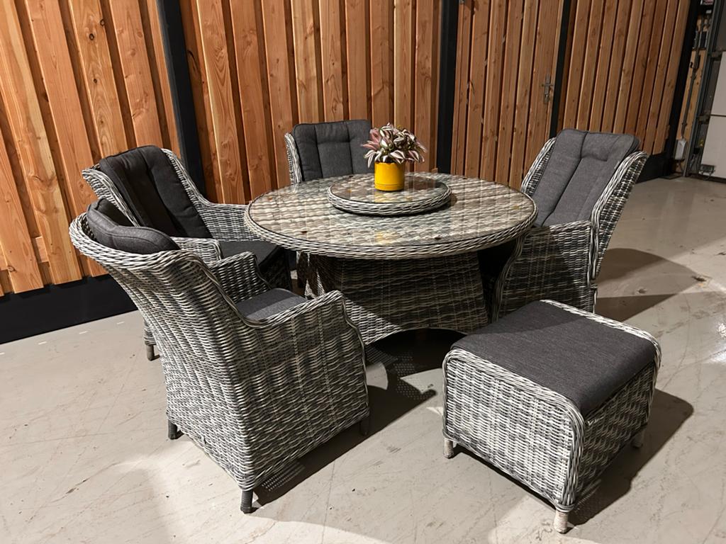 Mooie Wicker tuinset met 2 verstelbare stoelen en glasplaat, Tuin en Terras, 4 zitplaatsen, ., Ophalen of Verzenden, Zo goed als nieuw