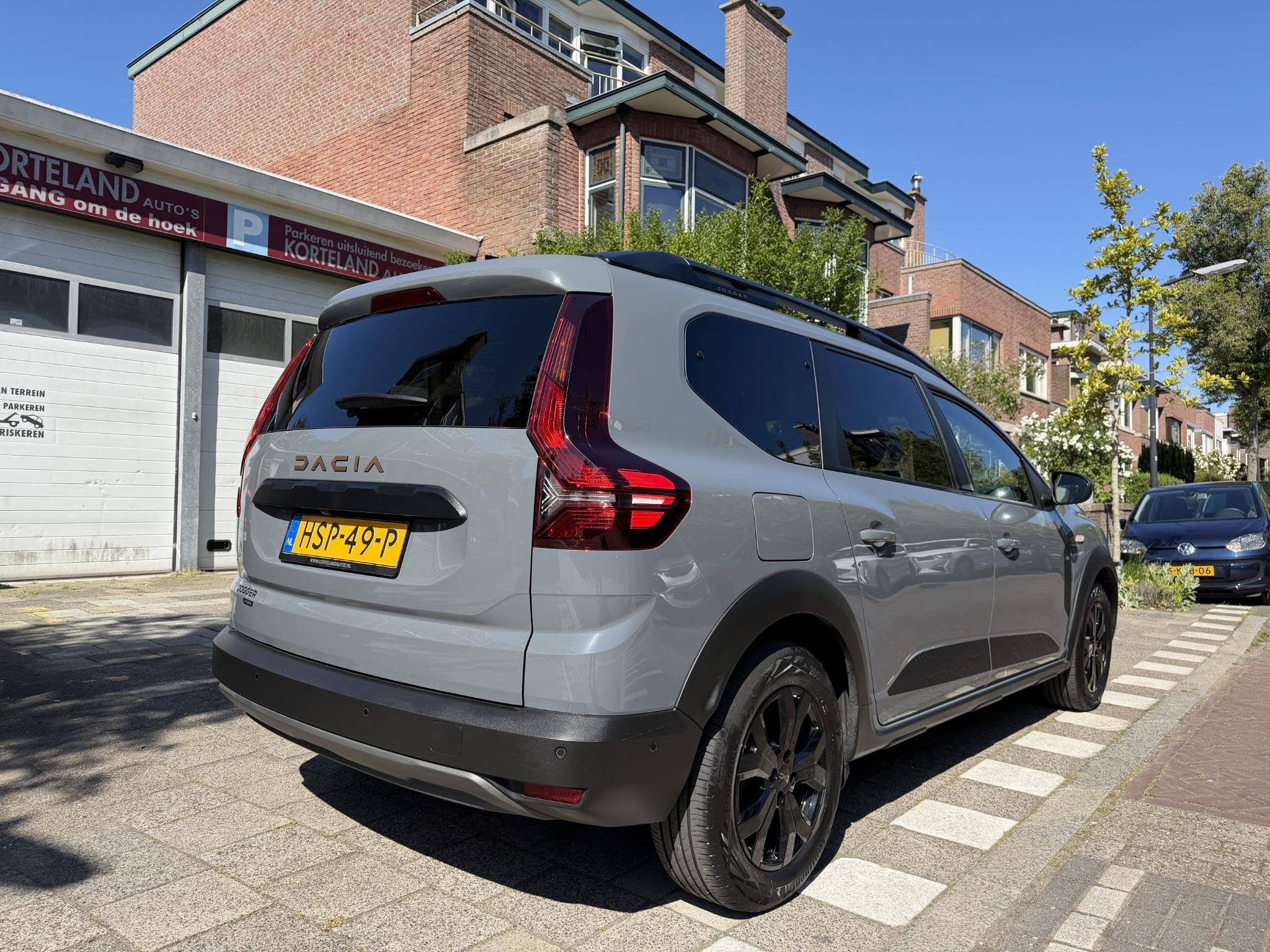 Dacia Jogger 1.6 Hybrid 140 Extreme 7p., Auto's, Dacia, Gebruikt, 4 cilinders, Met garantie (alle), 7 stoelen