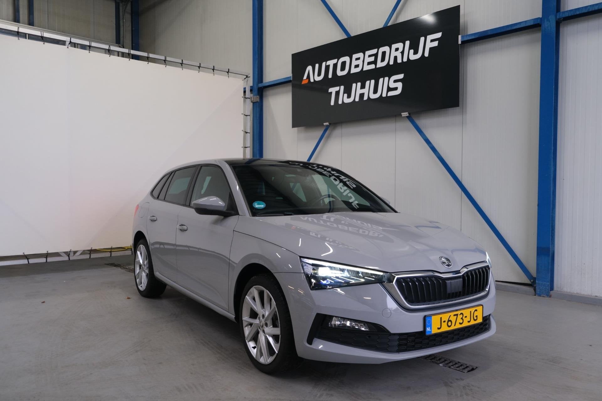 Skoda Scala 1.0 TSI Sport Business Automaat - N.A.P. Airco,, Dealer onderhouden, Scala, Gebruikt, Euro 6