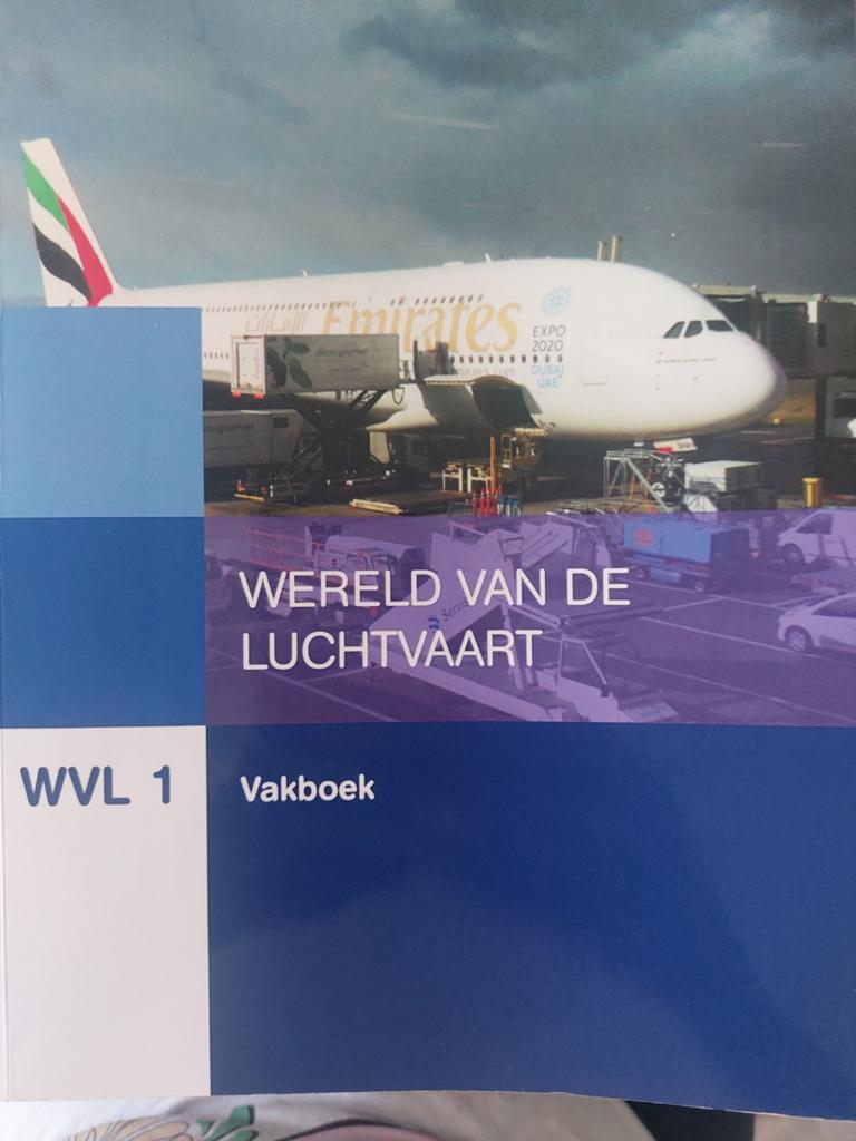 WVL 1 Vakboek Wereld van de Luchtvaart - Zo goed als nieuw, Boeken, Studieboeken en Cursussen, Ophalen of Verzenden, Zo goed als nieuw