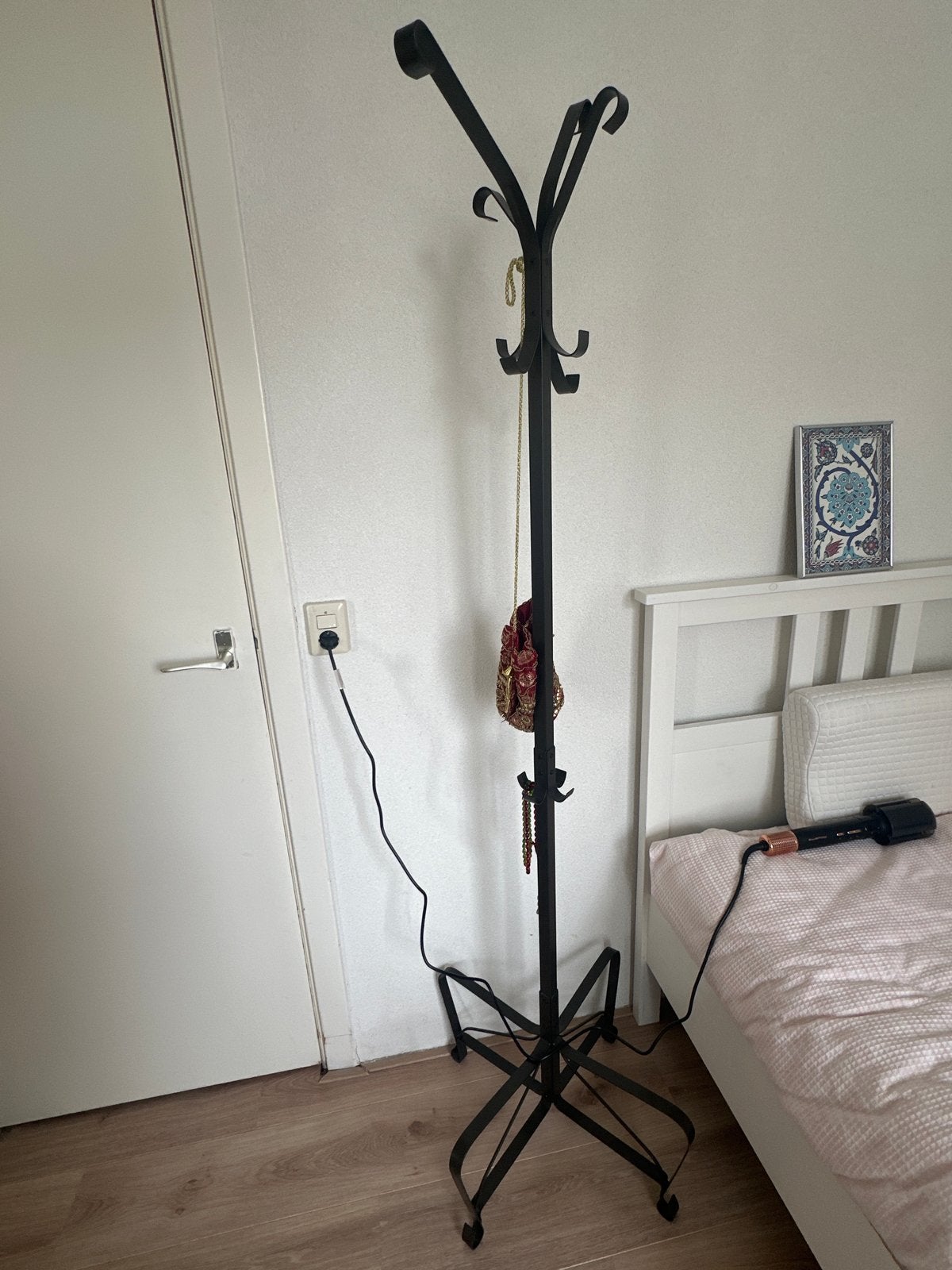 Zwarte metalen staande kapstok IKEA, Ophalen, Gebruikt, Metaal, Staande kapstok