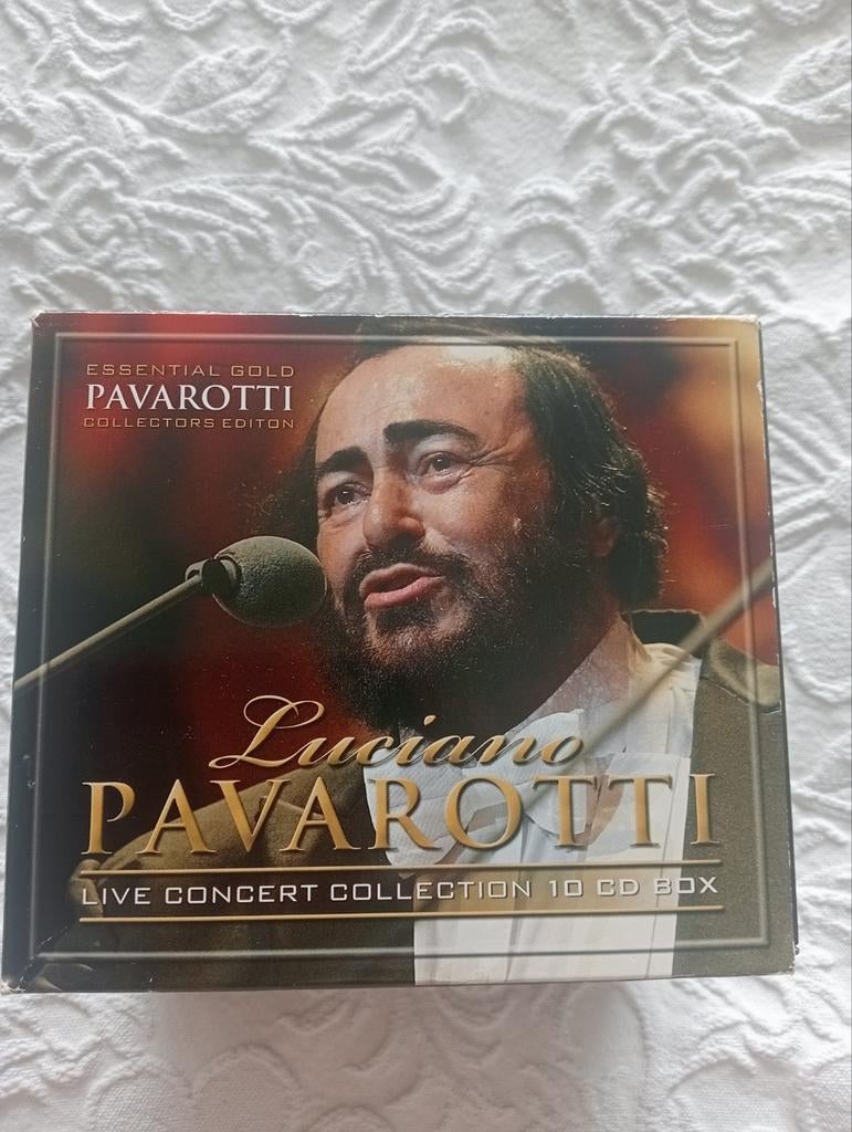 Luciano Pavarotti Live Concert Collection 10 CD Box, Ophalen, Modernisme tot heden, Zo goed als nieuw, Vocaal