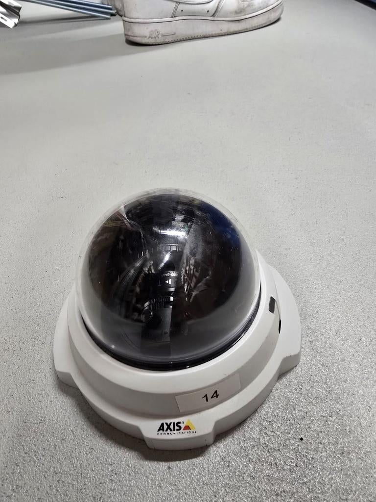 2x Axis P3304 IP Dome Camera’s, Gebruikt, Overige soorten, Minder dan 8x, Camera