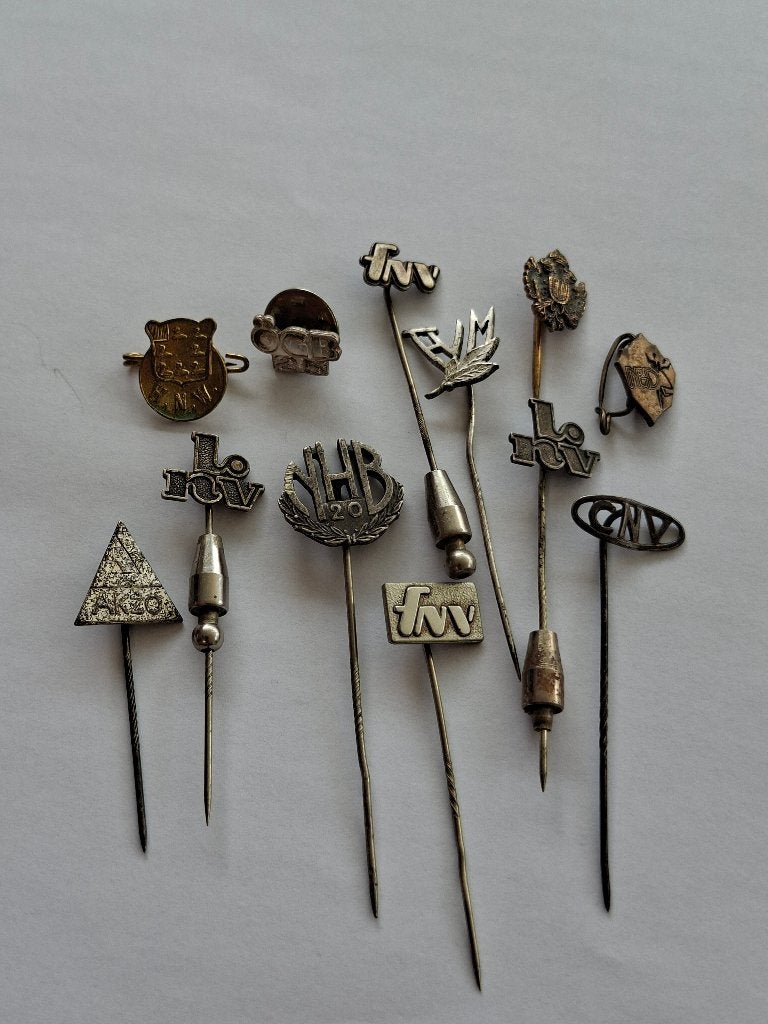 speldjes, Verzamelen, Speldjes, Pins en Buttons, Ophalen, Gebruikt, Overige onderwerpen