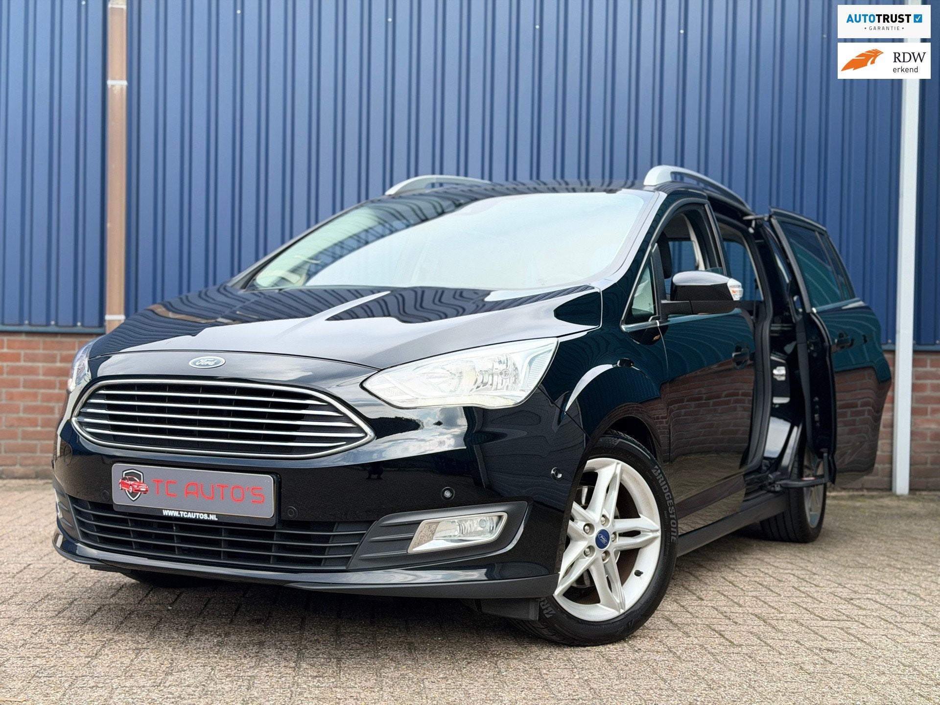 Ford GRAND C-MAX 1.0 Titanium Schuifdeuren, Panoramadak, Air, Auto's, Voorwielaandrijving, 745 kg, 125 pk, Gebruikt
