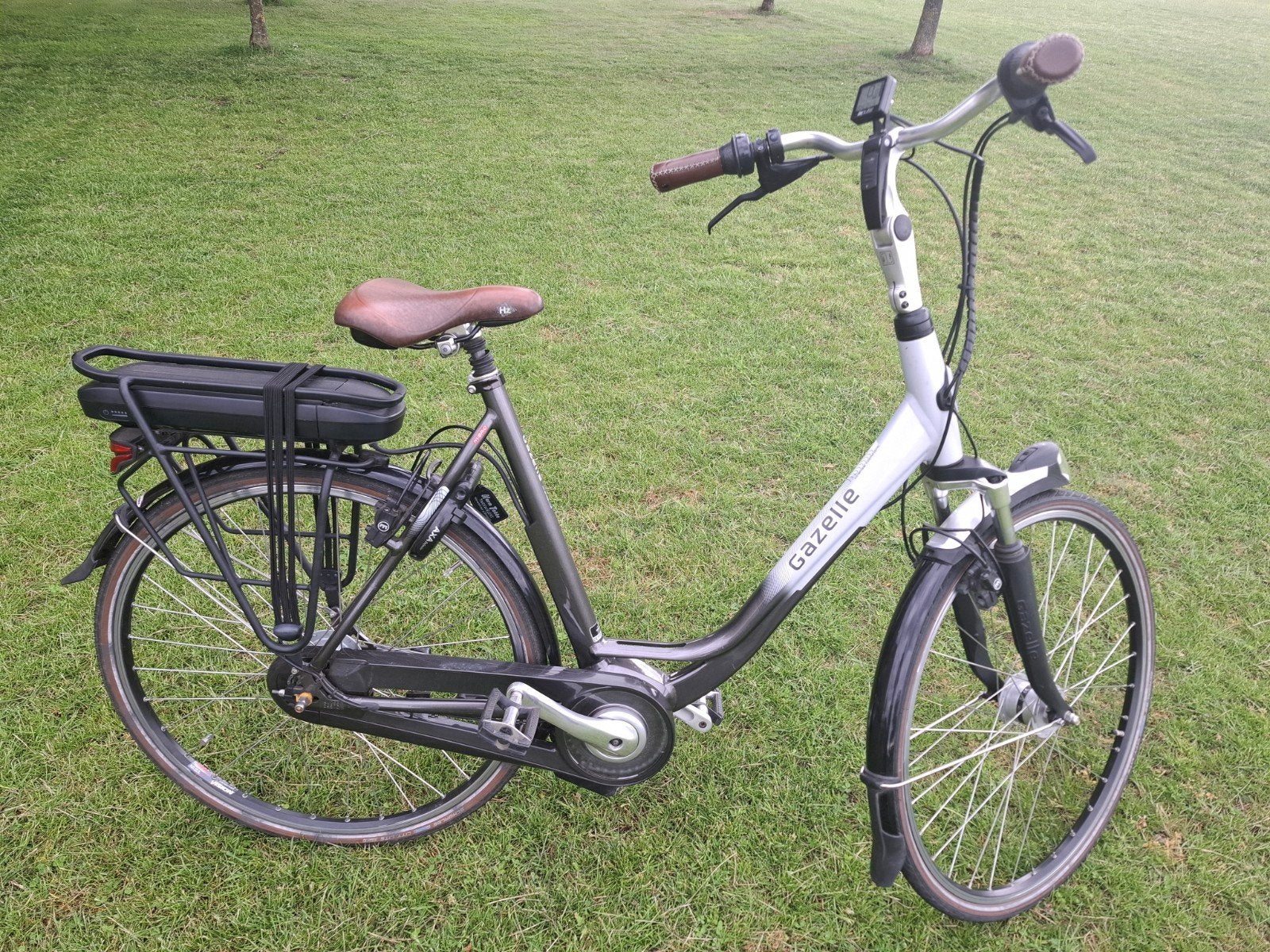Gazelle C8 elektrische fiets - middenmotor, Fietsen en Brommers, Elektrische fietsen, 55 tot 59 cm, Ophalen, Gebruikt, Gazelle