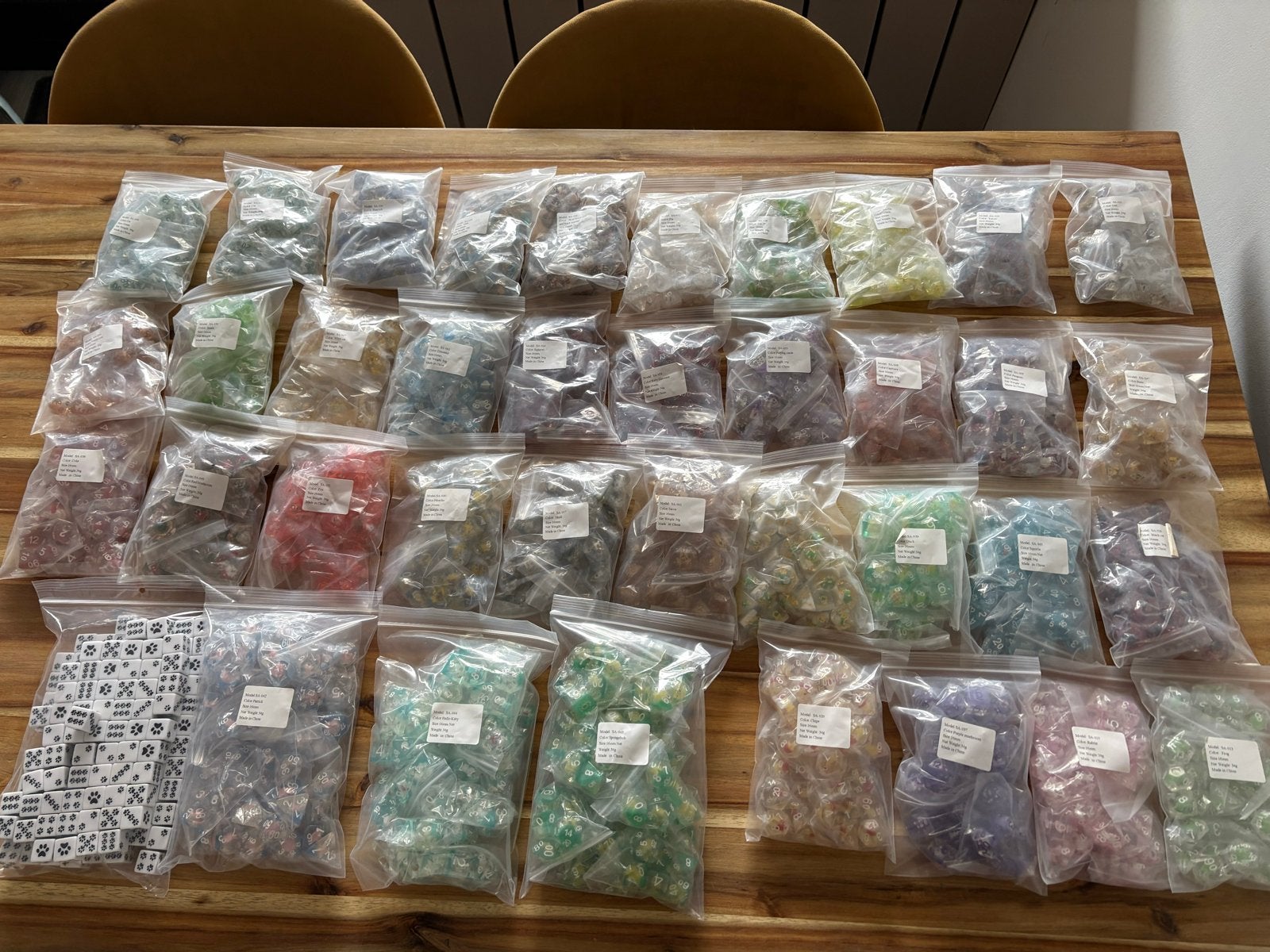 Partij polydice sets met figuurtje erin - 200+ sets, Ophalen of Verzenden, Nieuw