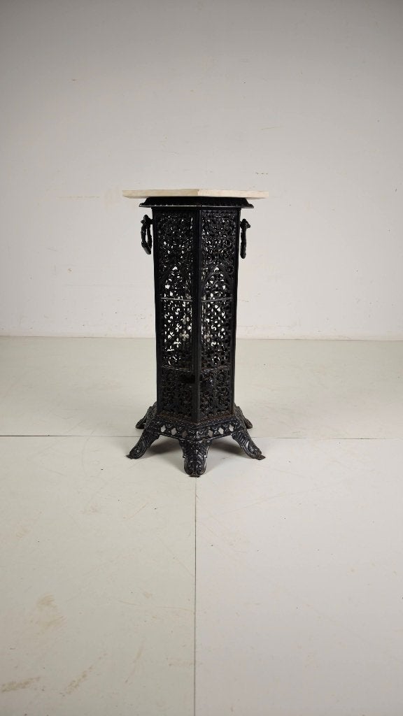 19e-eeuwse Oosterse gietijzeren sidetable met marmeren blad, Ophalen of Verzenden