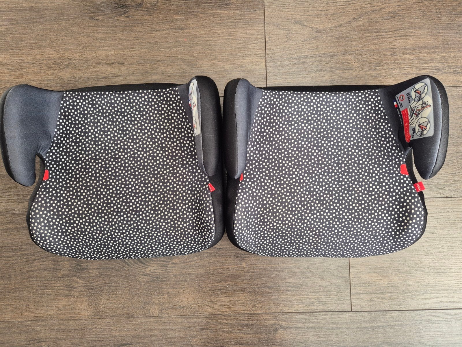 2x Hema Stoelverhoger - Zwart met witte stippen, Kinderen en Baby's, Autostoeltjes, 15 t/m 36 kg, Ophalen, Overige merken, Gebruikt
