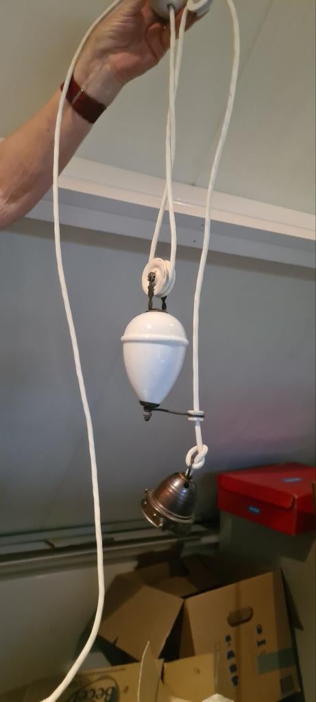 Mooie oude Franse lamp met katrolsysteem, Ophalen