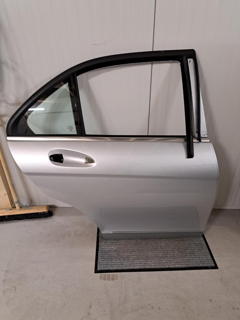 Mercedes Benz C Klasse W204 Deur Achter Rechts Zilver 775U, Ophalen, Gebruikt, Deur, Mercedes-Benz