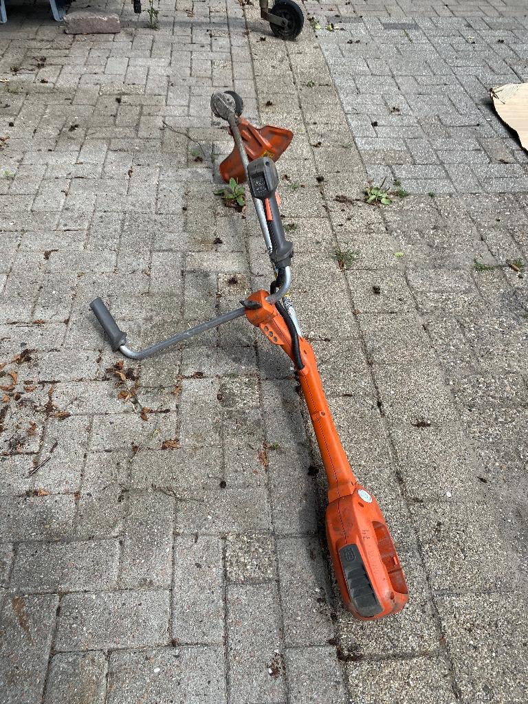 grastrimmers, Tuin en Terras, Grastrimmers, Ophalen, Gebruikt, 10 tot 30 cm, Elektrisch