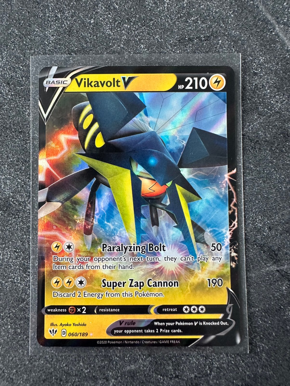 Vikavolt V, Ophalen of Verzenden, Zo goed als nieuw, Losse kaart, Foil