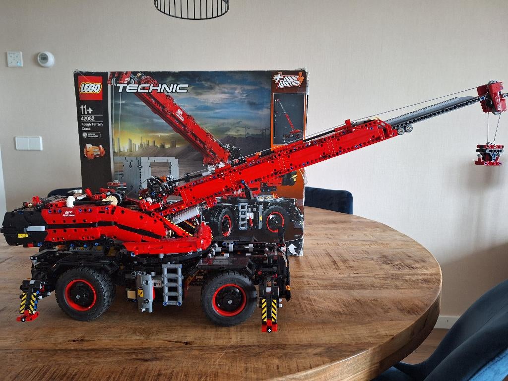 Lego 42082 Rough Terrain Craine €150,00, Hobby en Vrije tijd, Overige Hobby en Vrije tijd, Ophalen, Zo goed als nieuw