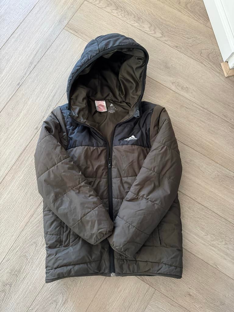 Adidas gewatteerde jas maat 140 (9-10 jaar), Ophalen of Verzenden, Gebruikt, Jongen, Jas