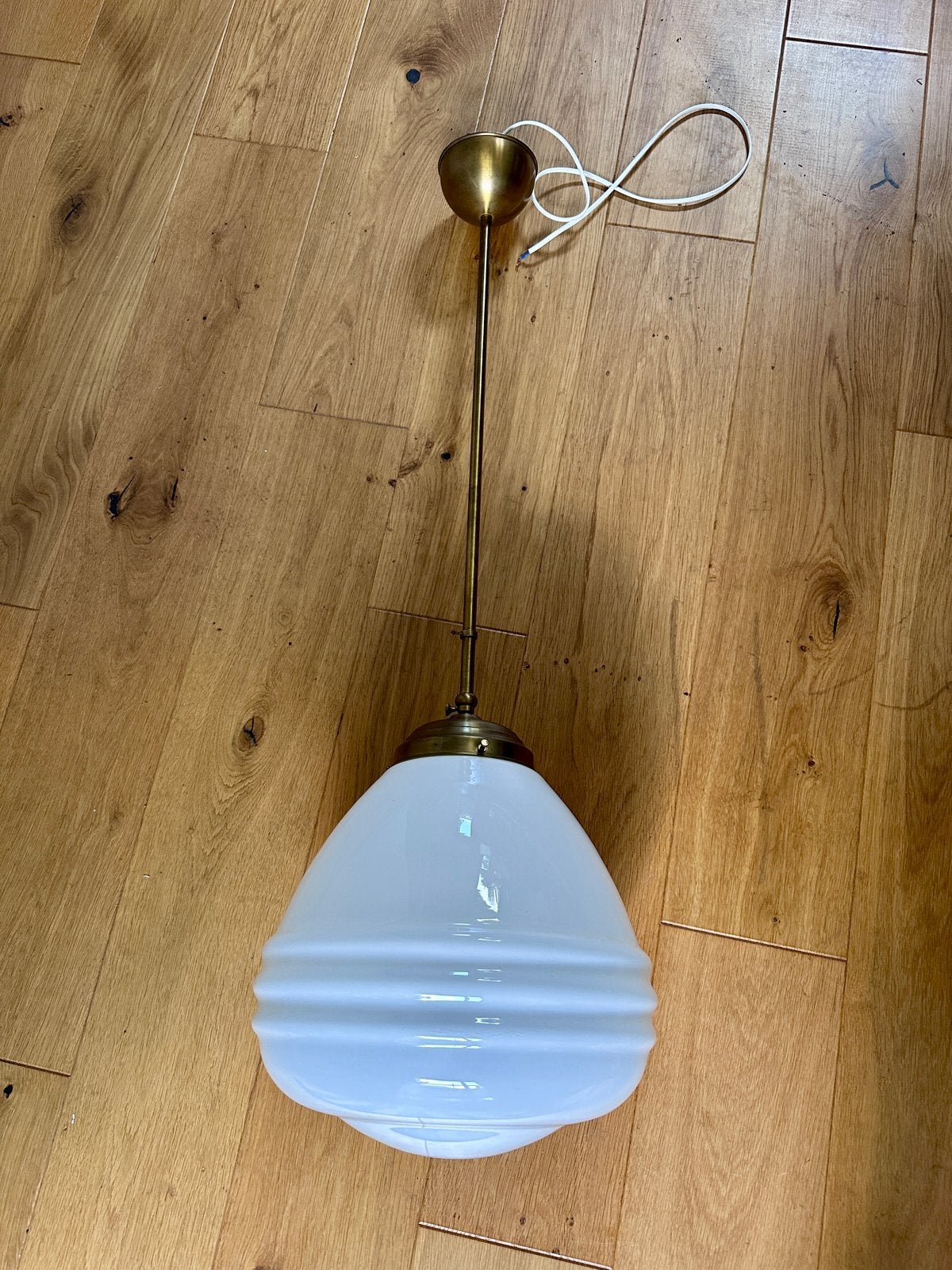 Vintage Melkglas Opaline Hanglamp met Messing Details, Ophalen of Verzenden, Gebruikt, Glas, 75 cm of meer