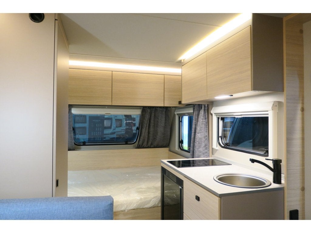 Foto 6 van Weinsberg CaraLife 390 QD AIRCO+MOVER+CASSETTELUIF.