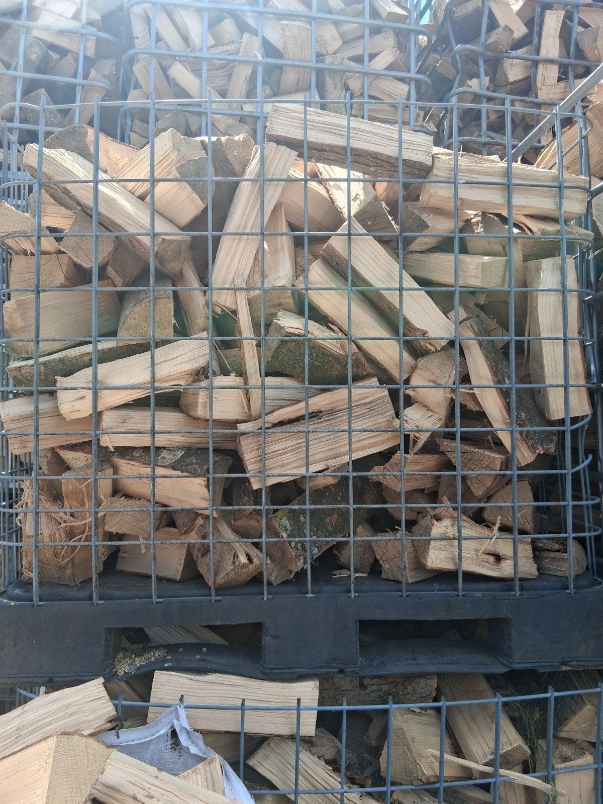 🔥2 kratten essenhout te koop!🔥, Minder dan 3 m³, Ophalen, Essenhout, Blokken