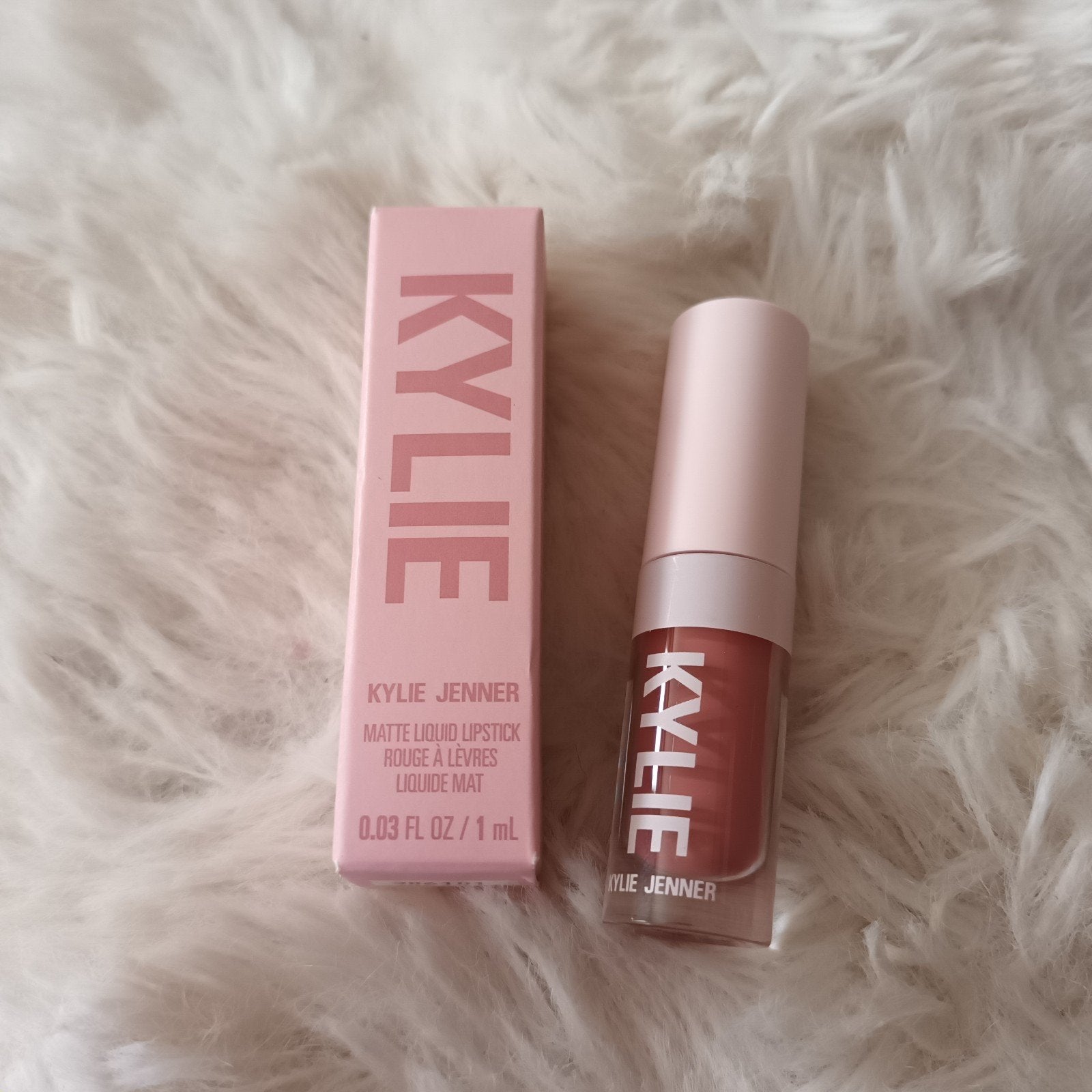 KYLIE JENNER mini liquid lipstick...nieuw, Ophalen of Verzenden, Nieuw, Lippen