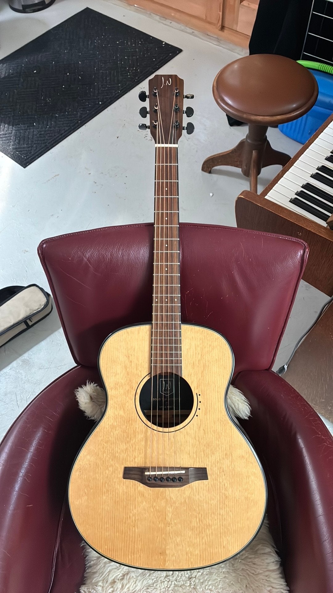 James Neely shortscale akoestische gitaar met fishman pickup, Ophalen, Zo goed als nieuw, Western- of Steelstringgitaar, Met (piezo-)element