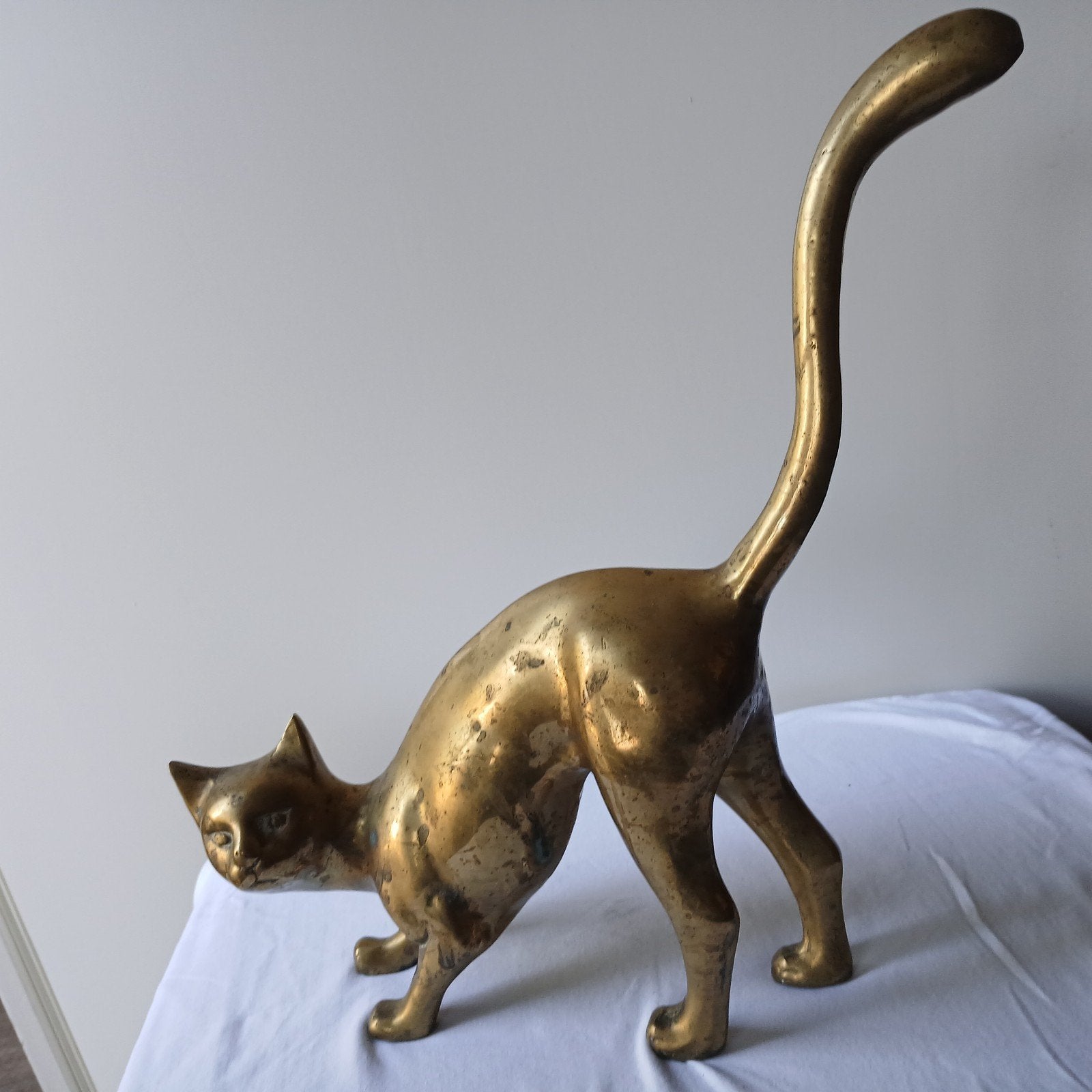 Vintage , Messing Decoratie , Elegante Poes met Lange Staart, Ophalen of Verzenden