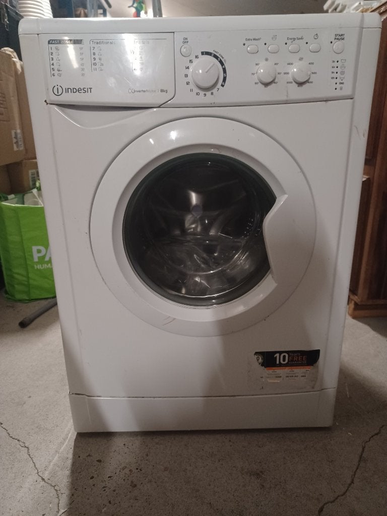 wasmachine indesit 8kg., Ophalen, 1200 tot 1600 toeren, Gebruikt, 8 tot 10 kg