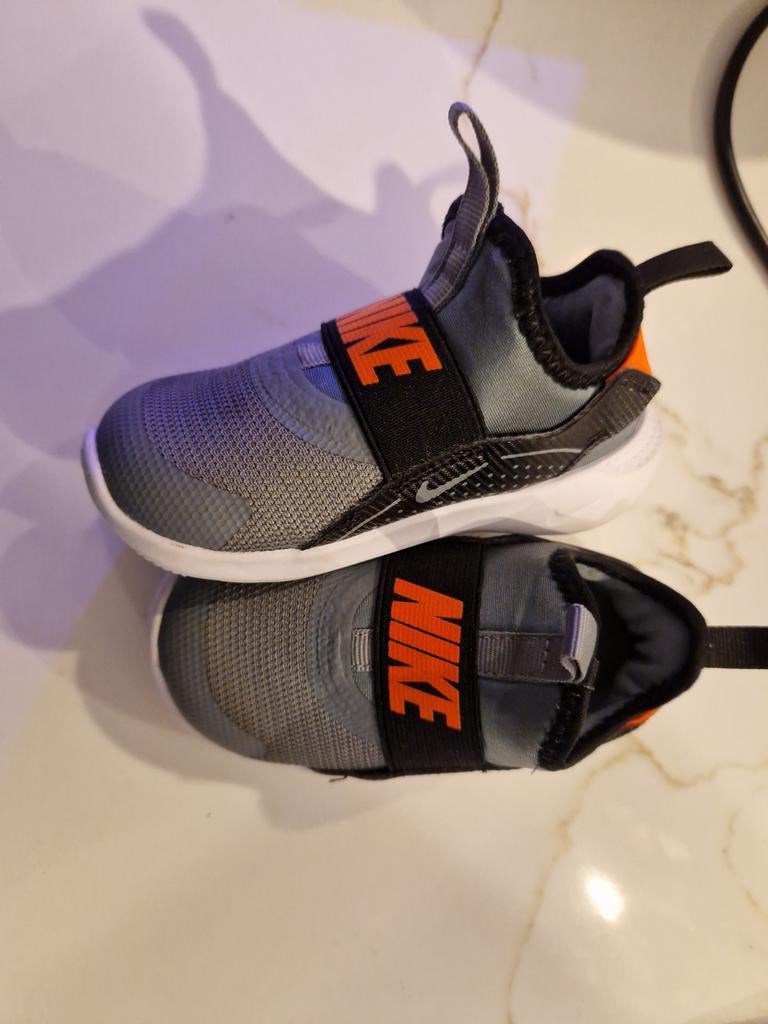 Baby/peuter schoenen: Nike Performance Flex Runner 4 Unisex, Schoentjes, Jongetje of Meisje, Ophalen of Verzenden, Zo goed als nieuw