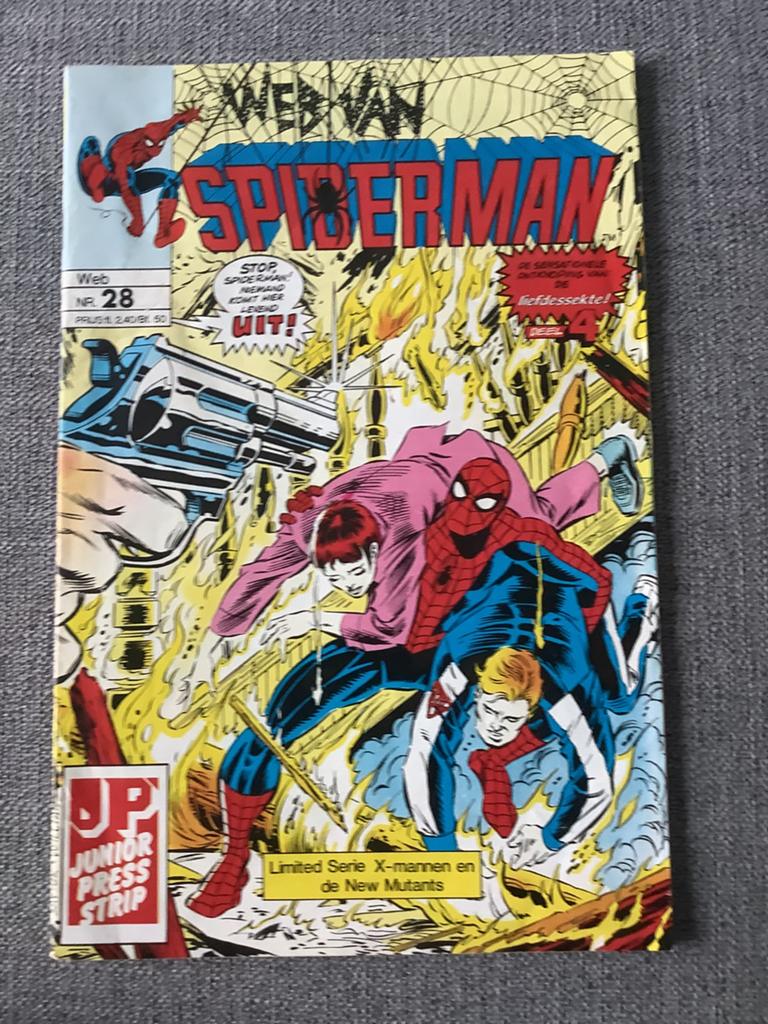 Web van Spiderman stripboek nummer 28 - Goede staat, Boeken, Strips | Comics, Eén comic, Amerika, Ophalen of Verzenden, Zo goed als nieuw