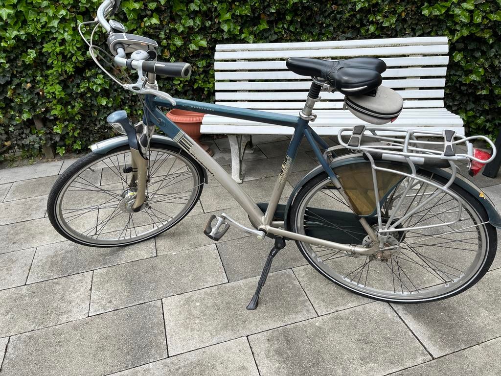Comfortabele stadsfiets met versnellingen en bagagedrager, Fietsen en Brommers, Fietsen | Heren | Herenfietsen, Ophalen of Verzenden