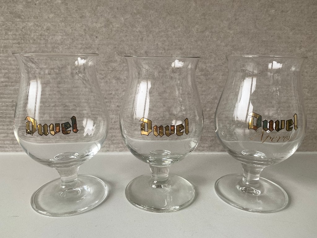 Kleine Duvel glazen met gouden letters Duvel goud opdruk, Verzamelen, Biermerken, Ophalen, Zo goed als nieuw, Glas of Glazen, Duvel